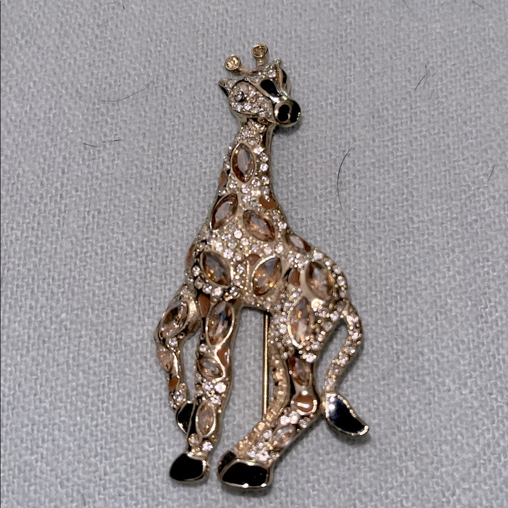 EUC Vintage Giraffe Rhinestone Broach